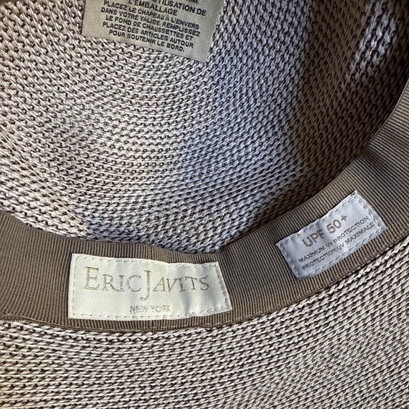 Eric Javits Women's Hampton Squishee Beige And Brown Hat SPF 50 - Picture 5 of 6